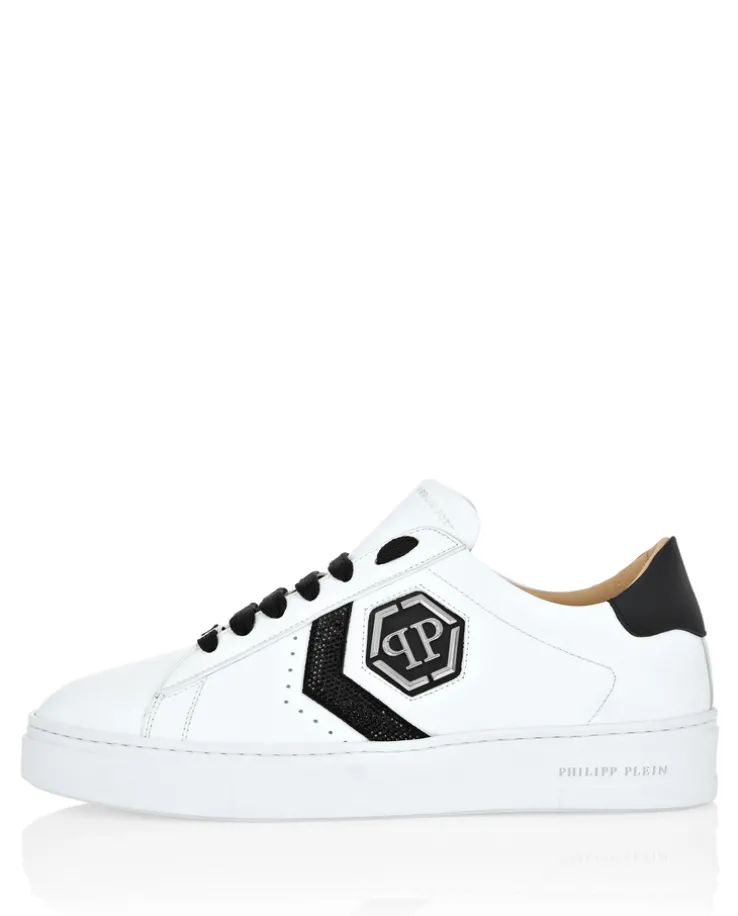 Białe sneakersy Lo-Top