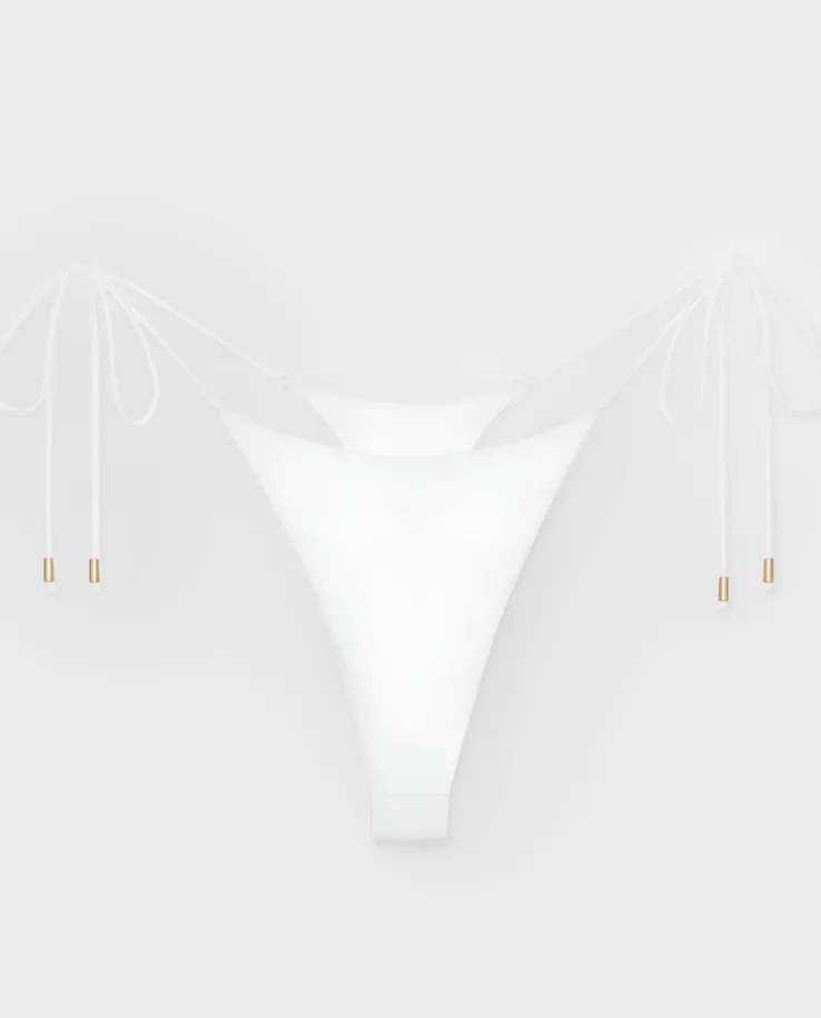 Biały dół od bikini Malibu
