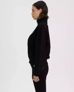Czarna bluza z kołnierzem