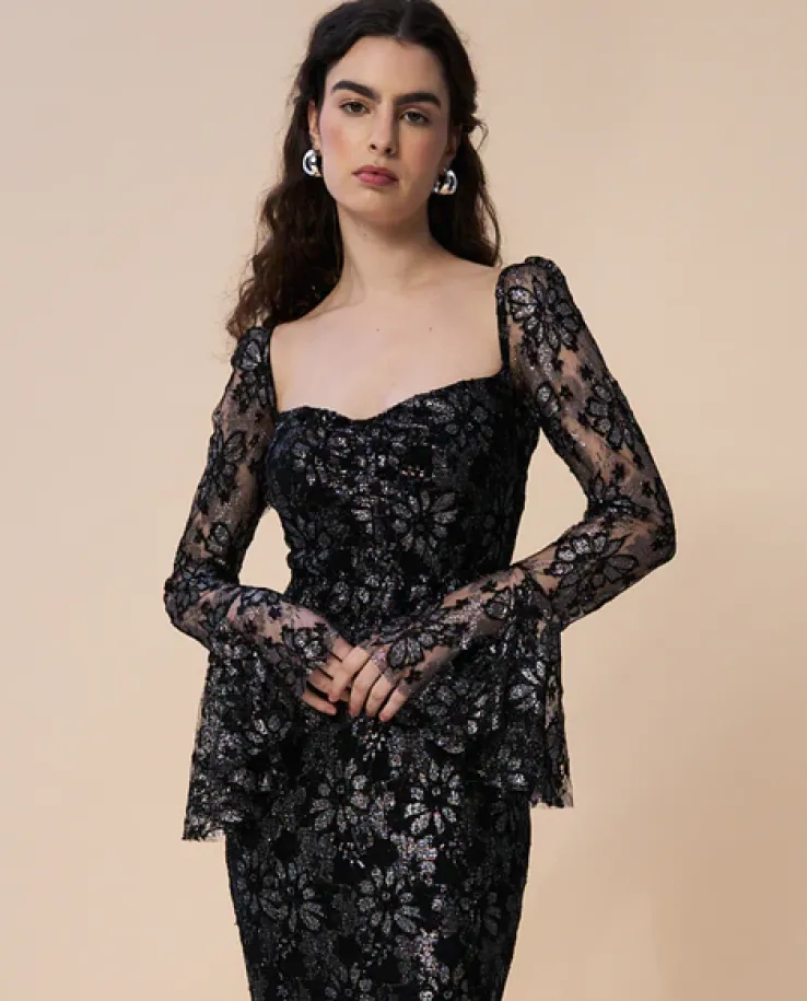 Czarna sukienka Morticia
