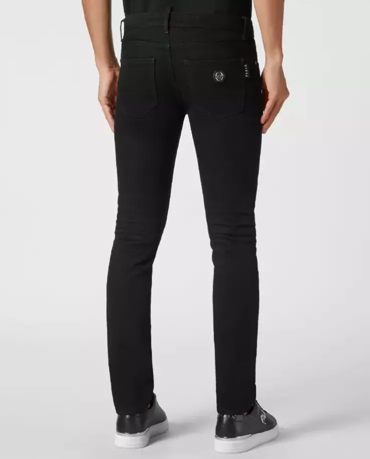 Czarne jeansy Super Fit