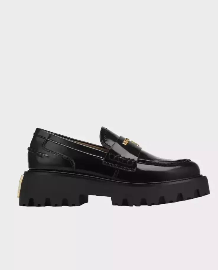 Czarne loafersy na platformie