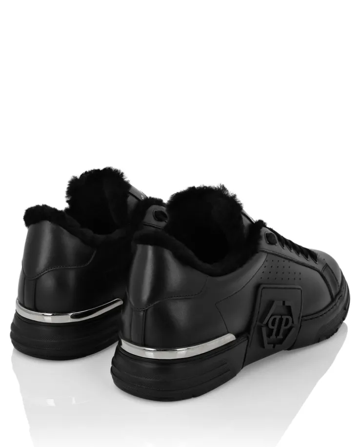 Czarne skórzane sneakersy