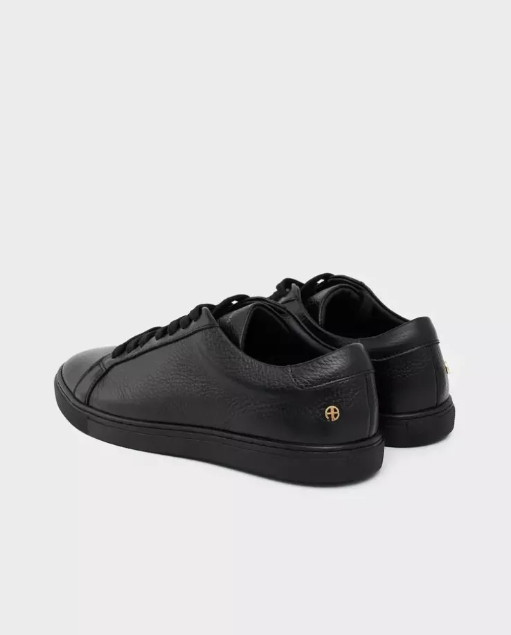 Czarne skórzane sneakersy