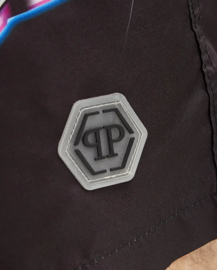 Czarne spodenki kąpielowe z logo