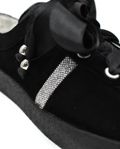 Czarne welurowe sneakersy z kryształkami