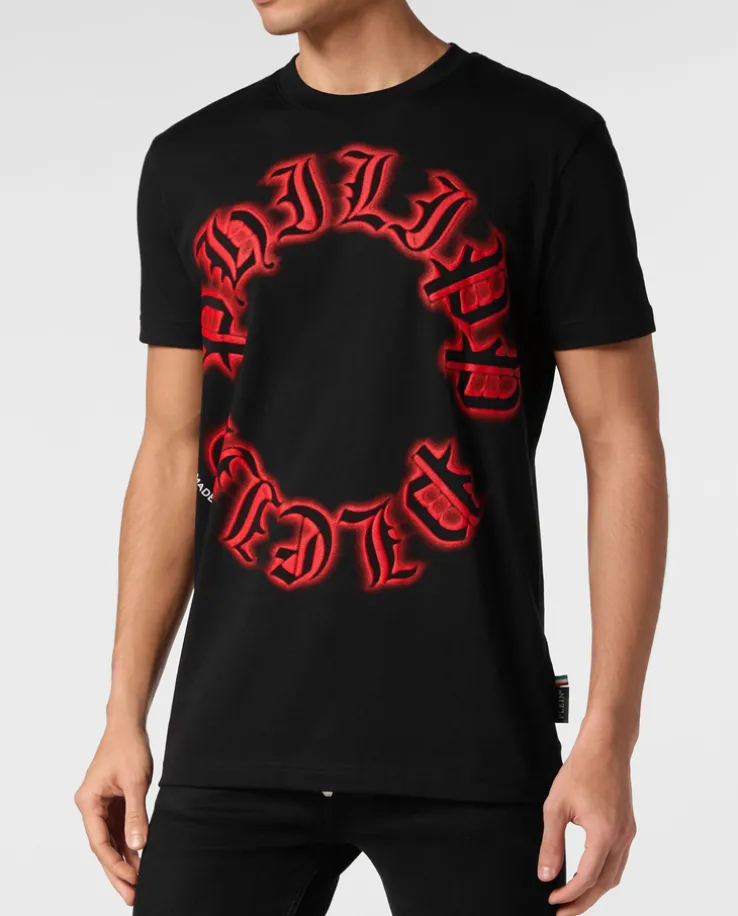 Czarny t-shirt z kontrastowym logo