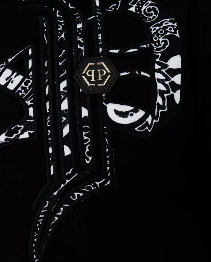 Czarny t-shirt z monogramem Paisley Gothic