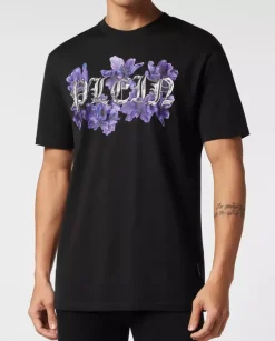 Czarny t-shirt z nadrukiem