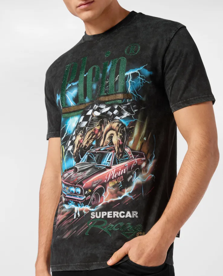 Czarny t-shirt z nadrukiem