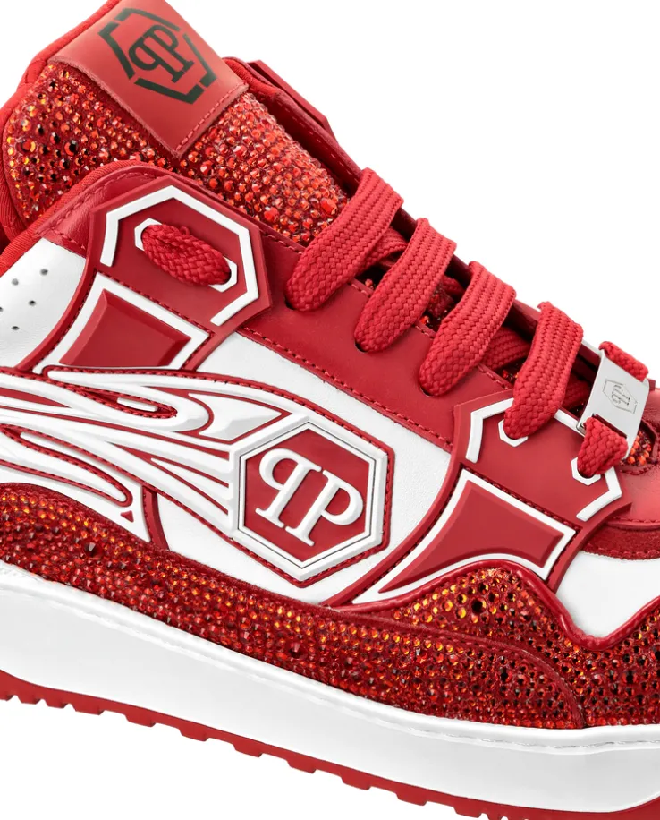 Czerwone sneakersy z kryształkami