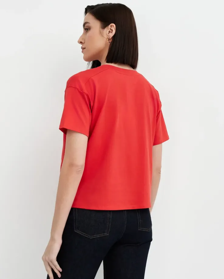 Czerwony bawełniany t-shirt