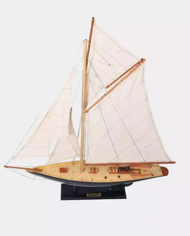 Dekoracyjny model jachtu PEN DUICK 1898