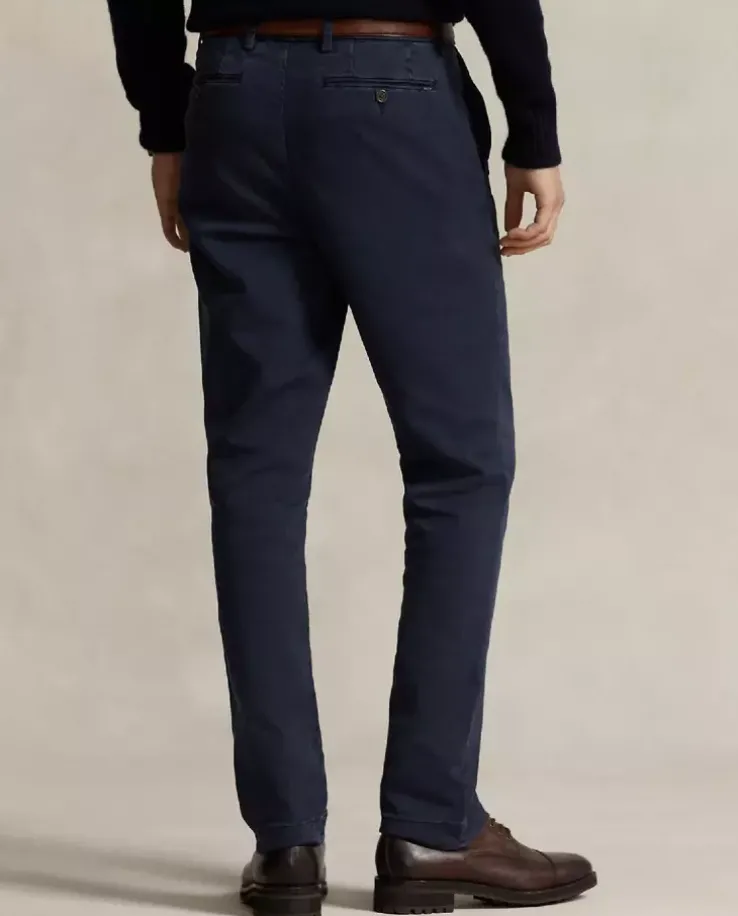 Granatowe spodnie chino
