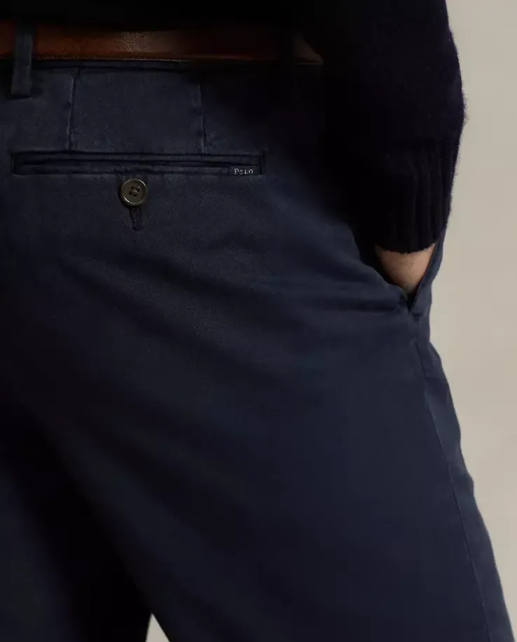 Granatowe spodnie chino
