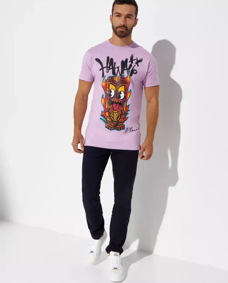 Liliowy t-shirt z kolorową grafiką