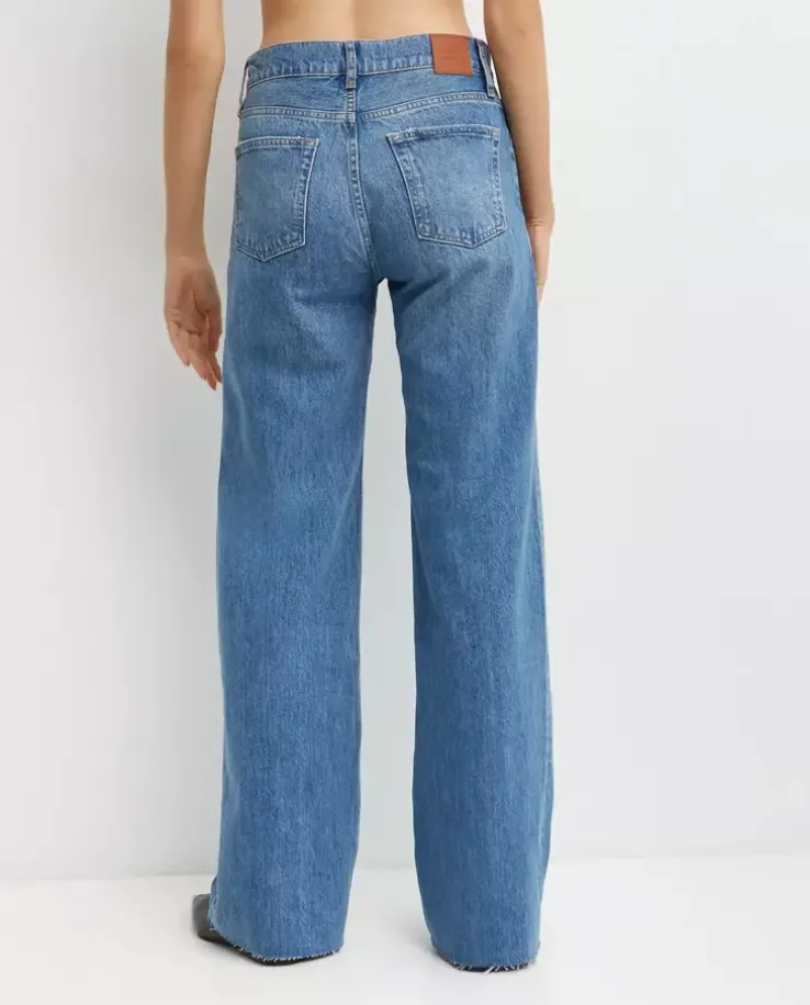 Niebieskie jeansy Hugh