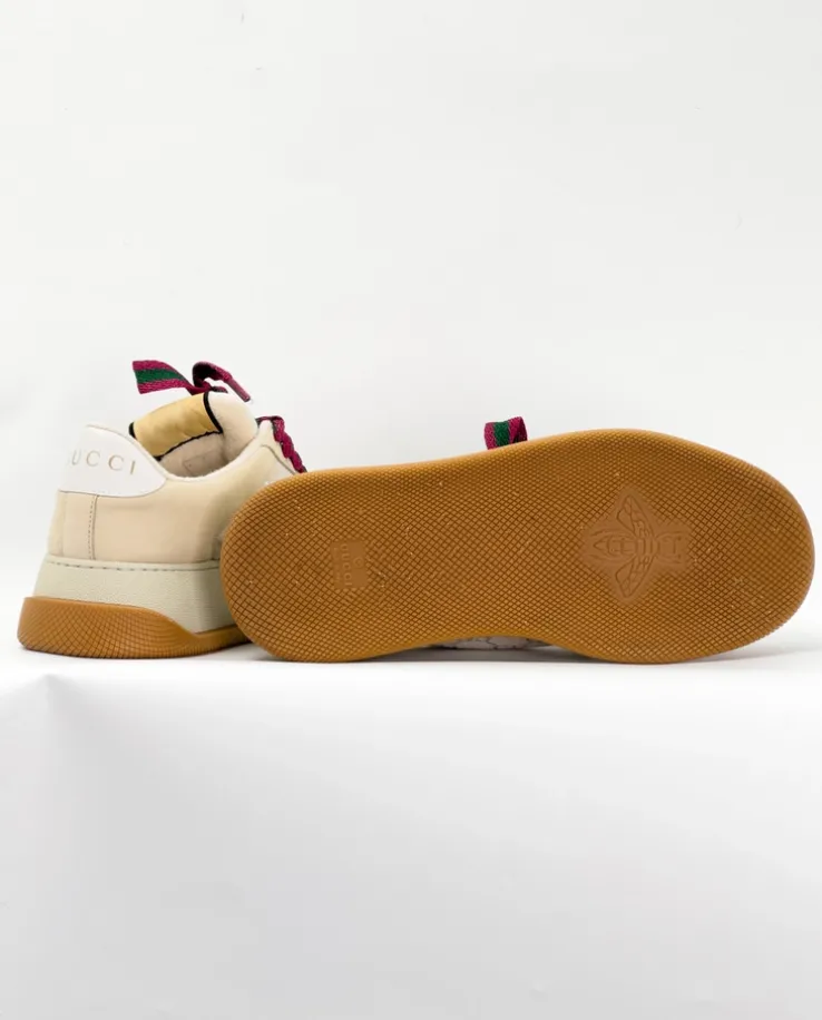 Sneakersy z monogramem