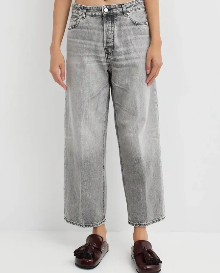 Szare jeansy Betty Boyfriend